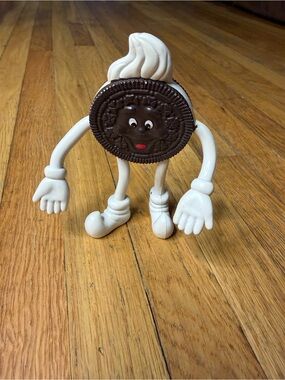 1990s Nabisco Oreo Cookie bendable action figure